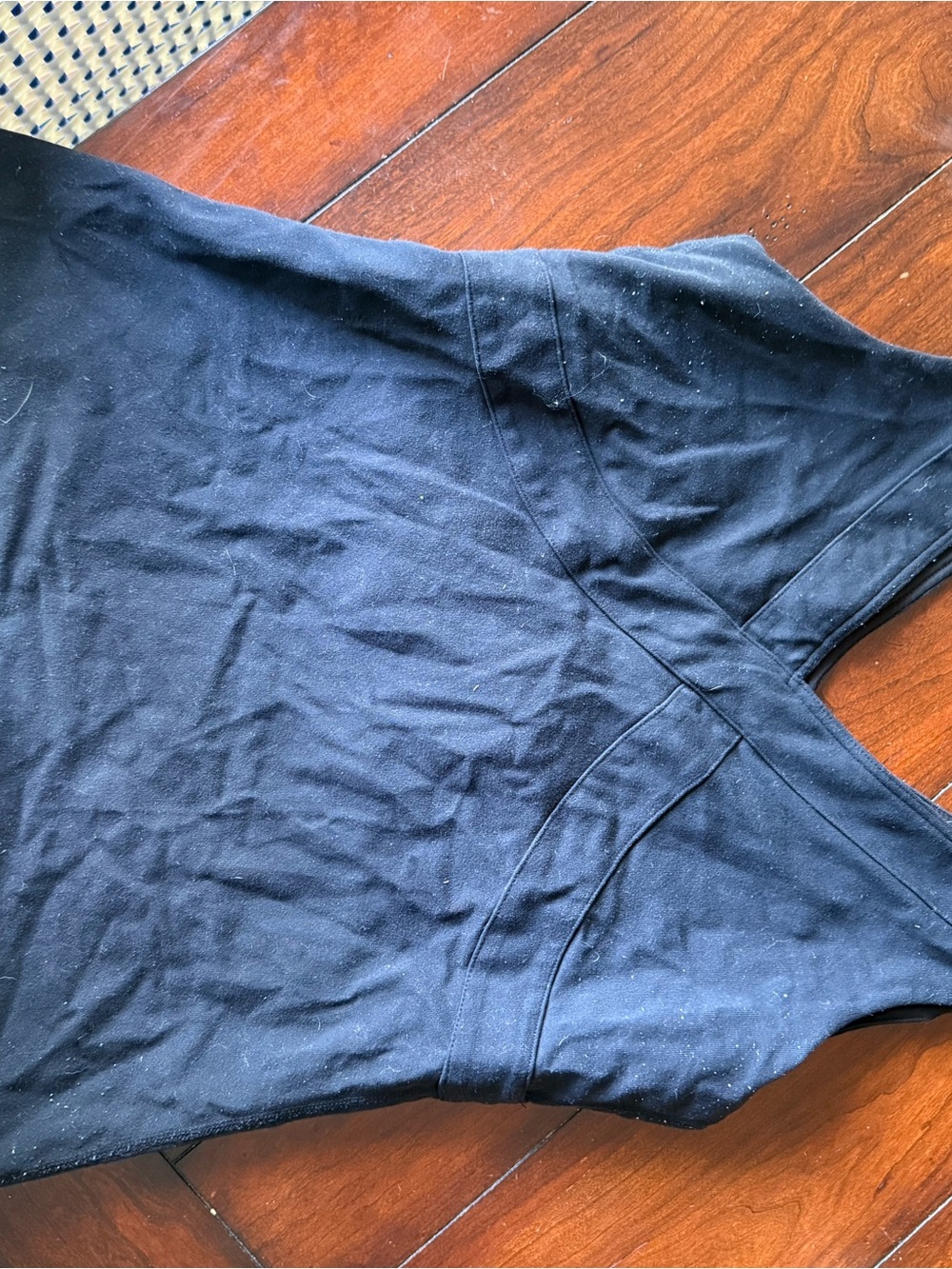 Lululemon Black Sleeveless V-Neck Tank Top